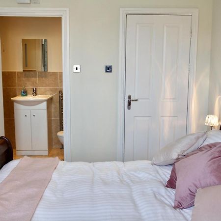 Mostyn Villa Free Private Parking Llandudno Exterior foto